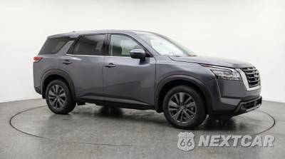 2025 Nissan Pathfinder SV - zdjęcie 1 z 12 - miniatura