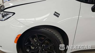 2025 Chrysler Pacifica Limited 121.6" WB - zdjęcie 2 z 5 - miniatura