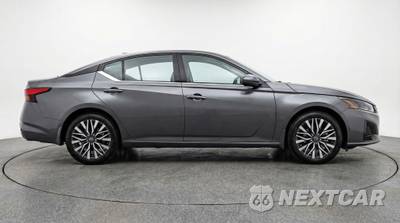 2025 Nissan Altima SV - zdjęcie 8 z 12 - miniatura