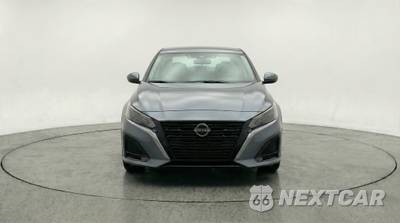 2025 Nissan Altima SV - zdjęcie 2 z 12 - miniatura