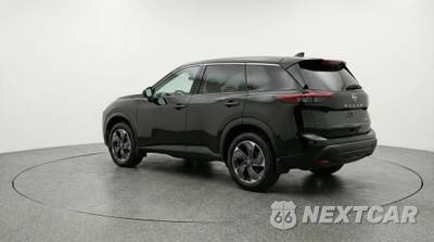 2025 Nissan Rogue SV - zdjęcie 5 z 12 - miniatura