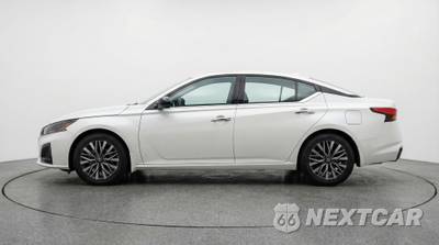 2025 Nissan Altima SV - zdjęcie 4 z 12 - miniatura