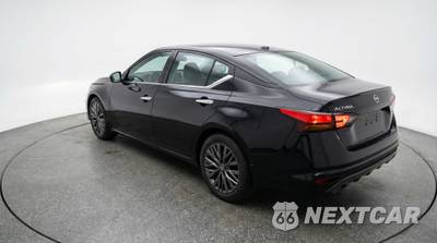 2025 Nissan Altima SV - zdjęcie 5 z 12 - miniatura