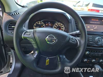 2017 Nissan Pathfinder S - zdjęcie 10 z 47 - miniatura