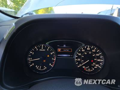 2017 Nissan Pathfinder S - zdjęcie 12 z 47 - miniatura