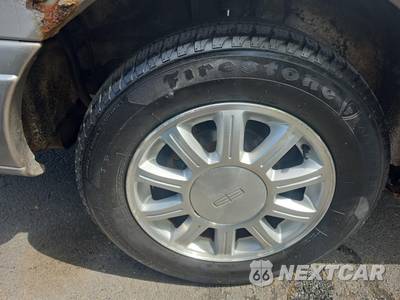 2001 Lincoln Continental - zdjęcie 10 z 33 - miniatura