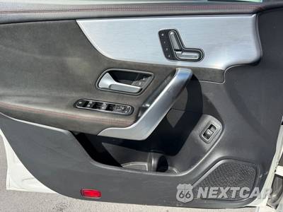 2022 Mercedes-Benz AMG CLA 35 4MATIC - zdjęcie 21 z 24 - miniatura
