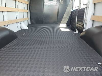 2025 Chevrolet Express 2500 Cargo Van 1WT 135.0" WB - zdjęcie 15 z 20 - miniatura