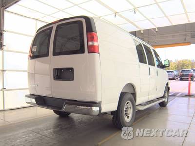 2025 Chevrolet Express 2500 Cargo Van 1WT 135.0" WB - zdjęcie 4 z 19 - miniatura