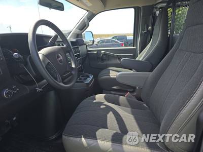 2025 GMC Savana 2500 Cargo Van 1WT 135.0" WB - zdjęcie 7 z 17 - miniatura