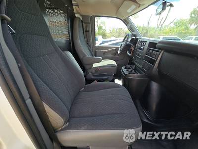 2025 Chevrolet Express 2500 Cargo Van 1WT 135.0" WB - zdjęcie 8 z 26 - miniatura