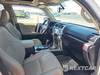 2017 Toyota 4Runner Limited - zdjęcie 8 z 41 - miniatura