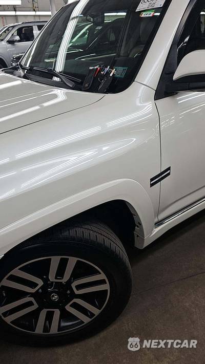 2017 Toyota 4Runner Limited - zdjęcie 33 z 41 - miniatura