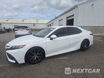 2023 Toyota Camry SE - zdjęcie 1 z 20 - miniatura