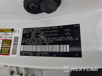 2024 Toyota Highlander XLE - zdjęcie 16 z 19 - miniatura