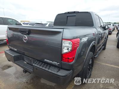 2017 Nissan TITAN PRO-4X Crew Cab Short Bed - zdjęcie 4 z 31 - miniatura