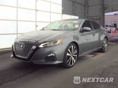 2020 Nissan Altima SR - zdjęcie 1 z 46 - miniatura