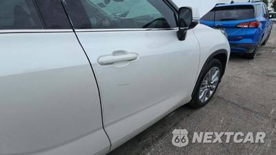 2020 Toyota Highlander Limited - zdjęcie 26 z 38 - miniatura