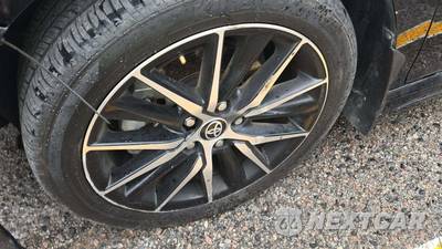 2024 Toyota Camry SE - zdjęcie 37 z 44 - miniatura