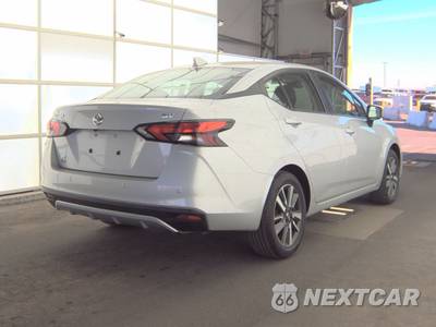 2021 Nissan Versa SV - zdjęcie 4 z 26 - miniatura