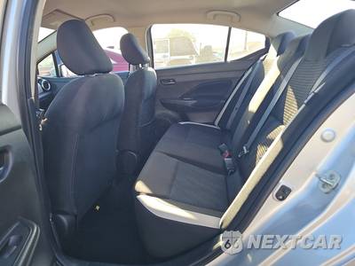 2021 Nissan Versa SV - zdjęcie 13 z 26 - miniatura