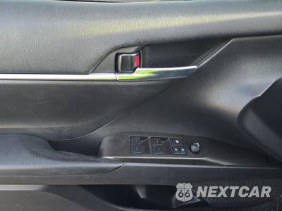 2023 Toyota Camry SE Nightshade Edition - zdjęcie 9 z 34 - miniatura