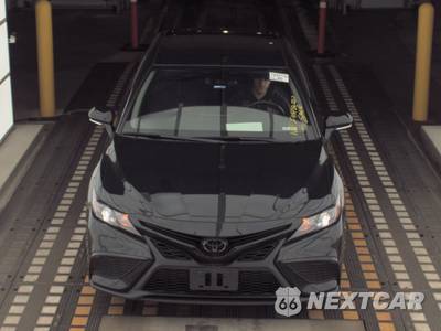 2023 Toyota Camry SE Nightshade Edition - zdjęcie 2 z 34 - miniatura