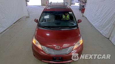 2017 Toyota Sienna XLE 7-Passenger 119.3" WB - zdjęcie 2 z 32 - miniatura
