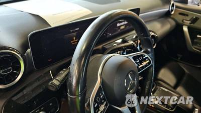 2020 Mercedes-Benz A 220 4MATIC - zdjęcie 22 z 35 - miniatura