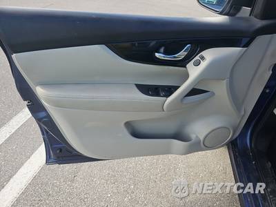 2020 Nissan Rogue Sport SV - zdjęcie 9 z 50 - miniatura