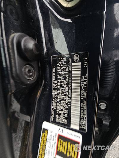 2017 Toyota Camry SE - zdjęcie 14 z 35 - miniatura