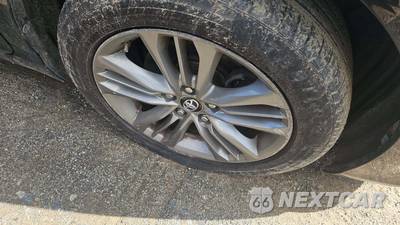2017 Toyota Camry SE - zdjęcie 34 z 35 - miniatura