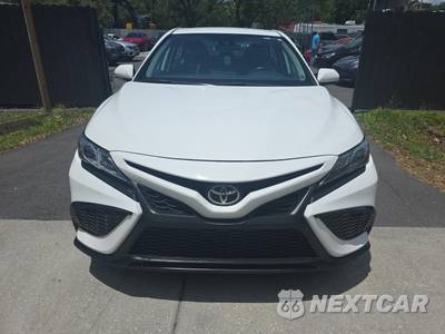 2022 Toyota Camry SE - zdjęcie 2 z 21 - miniatura