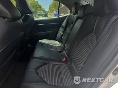 2022 Toyota Camry SE - zdjęcie 16 z 21 - miniatura