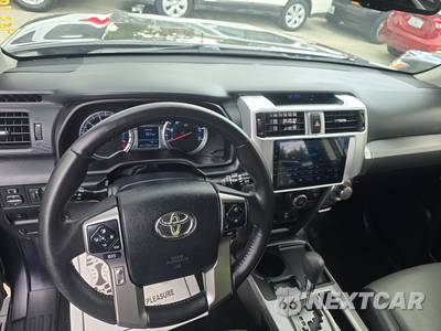 2014 Toyota 4Runner SR5 Premium - zdjęcie 11 z 26 - miniatura