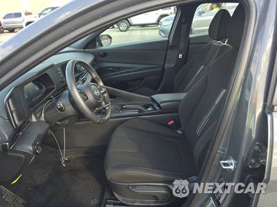 2025 Hyundai Elantra SEL Sport - zdjęcie 5 z 21 - miniatura