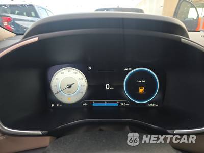 2023 Hyundai Santa Fe Limited - zdjęcie 8 z 19 - miniatura