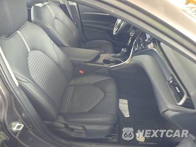 2024 Toyota Camry SE - zdjęcie 8 z 28 - miniatura