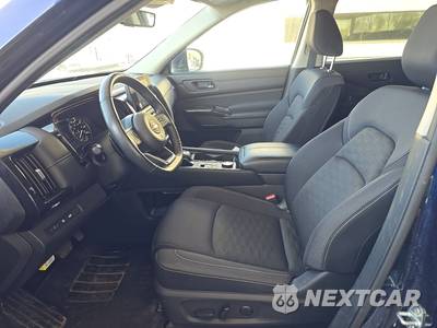 2024 Nissan Pathfinder SV - zdjęcie 7 z 18 - miniatura