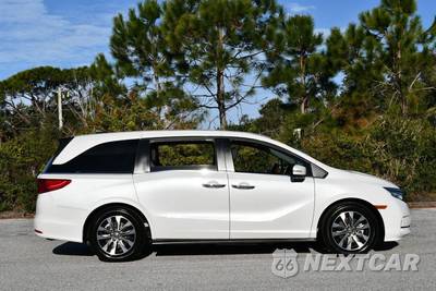 2023 Honda Odyssey EX-L 118.1" WB - zdjęcie 8 z 60 - miniatura