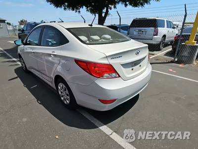 2016 Hyundai Accent SE Sedan - zdjęcie 6 z 12 - miniatura