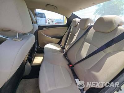 2016 Hyundai Accent SE Sedan - zdjęcie 10 z 12 - miniatura