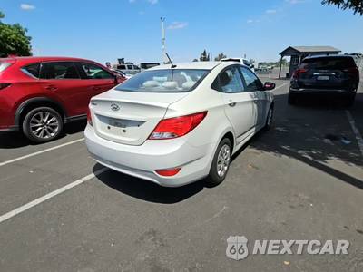2016 Hyundai Accent SE Sedan - zdjęcie 4 z 12 - miniatura
