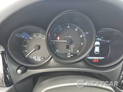 2023 Porsche Macan - zdjęcie 12 z 19 - miniatura