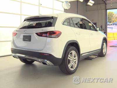 2023 Mercedes-Benz GLA 250 4MATIC - zdjęcie 4 z 22 - miniatura