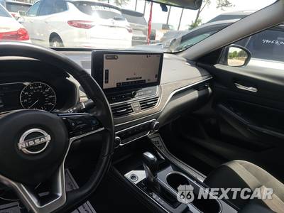 2024 Nissan Altima SV - zdjęcie 11 z 18 - miniatura