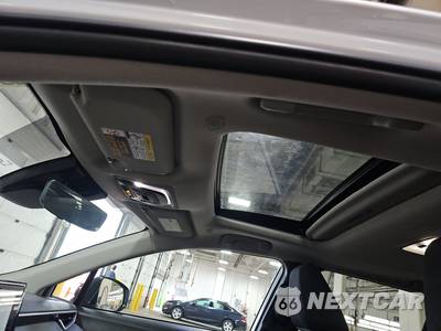 2024 Toyota Corolla Cross LE - zdjęcie 17 z 47 - miniatura