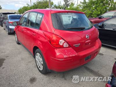 2012 Nissan Versa 1.8 S Hatchback - zdjęcie 6 z 18 - miniatura