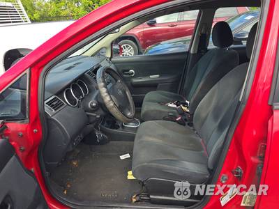 2012 Nissan Versa 1.8 S Hatchback - zdjęcie 7 z 18 - miniatura