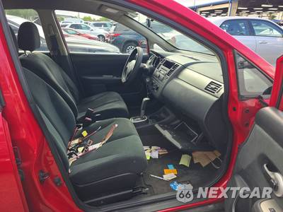 2012 Nissan Versa 1.8 S Hatchback - zdjęcie 8 z 18 - miniatura